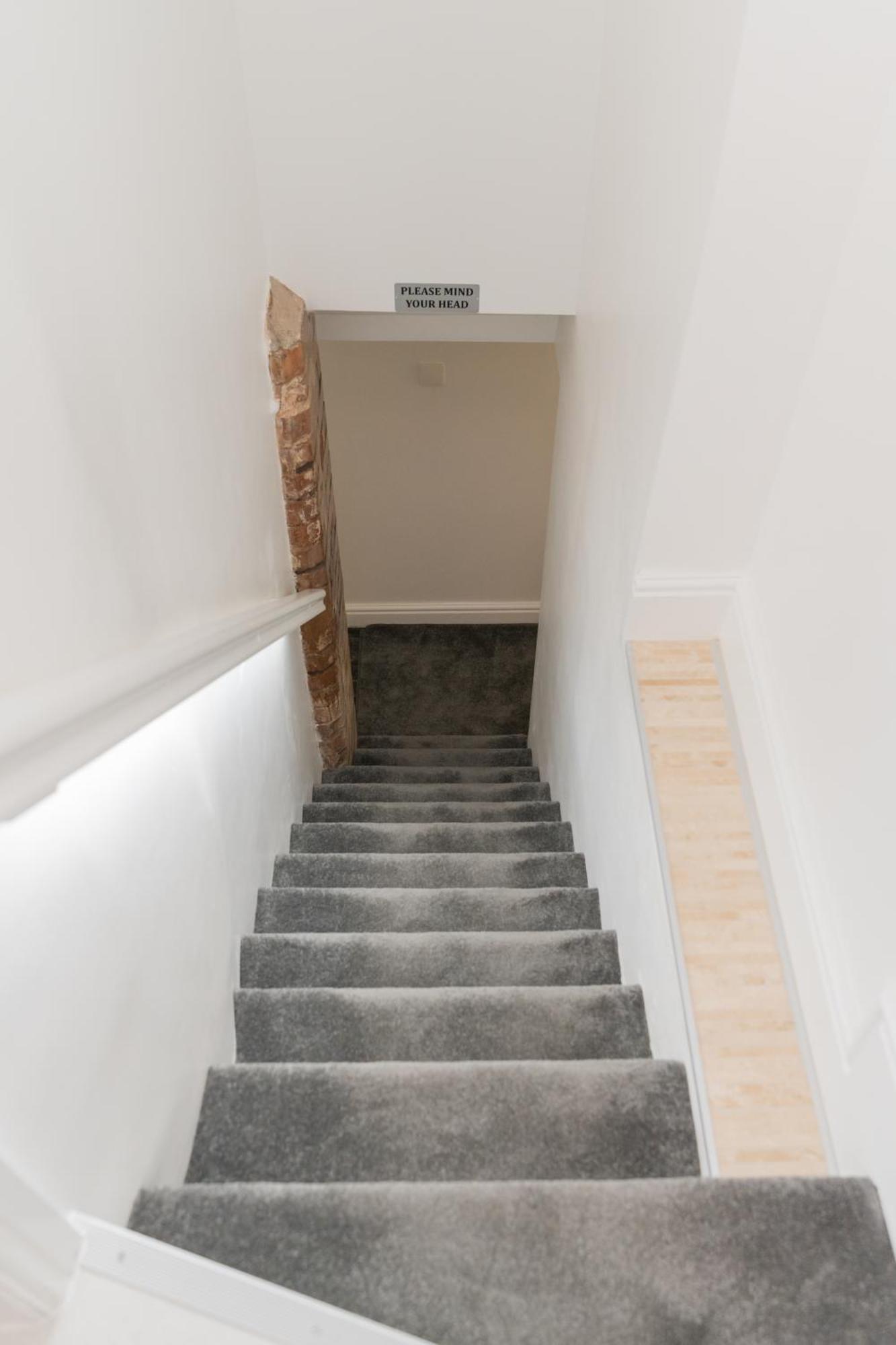 Luxurious 2 Bed Birmingham House Free Parking - Sleeps 6 Lägenhet Exteriör bild