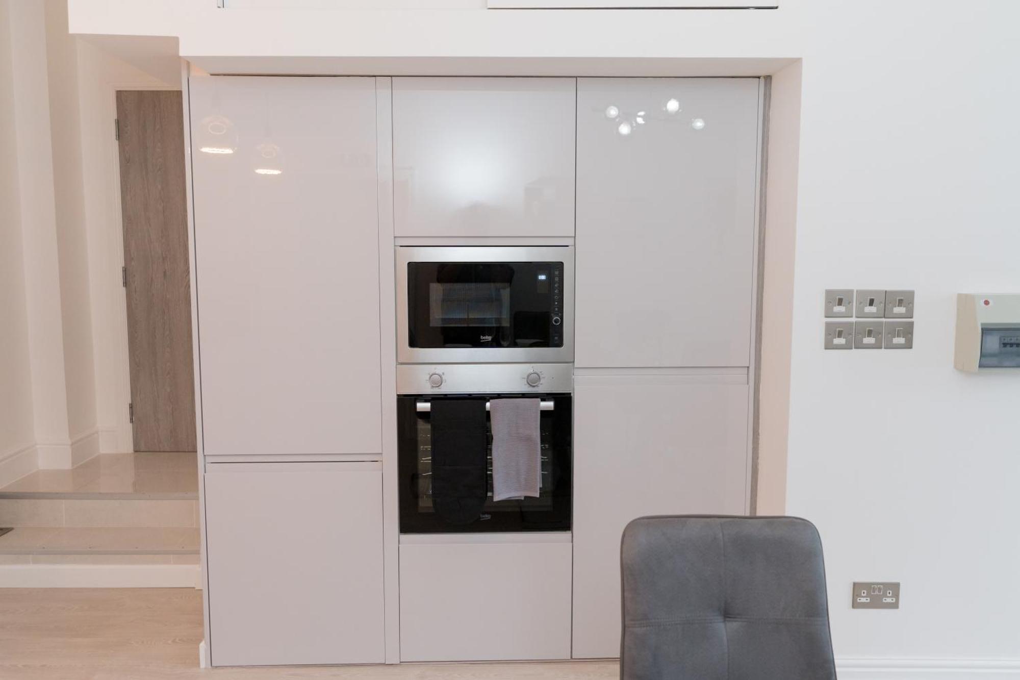 Luxurious 2 Bed Birmingham House Free Parking - Sleeps 6 Lägenhet Exteriör bild